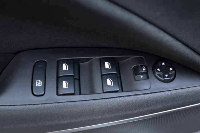 opel-crossland-x-1-6-2018-diesel-1560cc