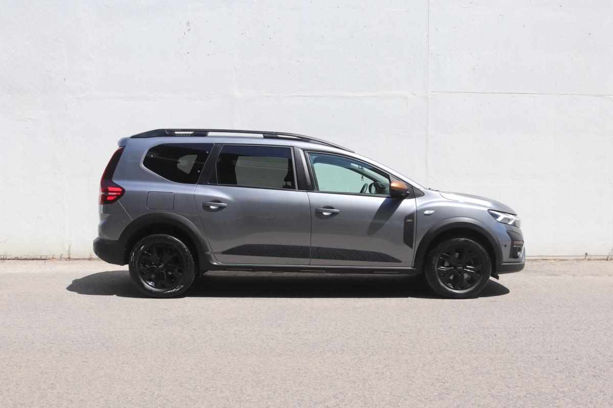 dacia-jogger-1-0-tce-2024-gasolina-999cc