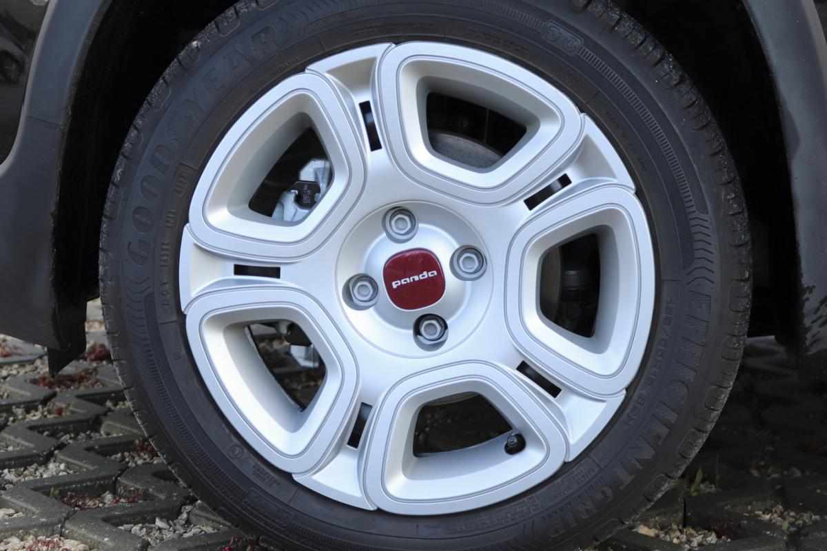 fiat-panda-1-2-69cv-2022-gasolina-1242cc