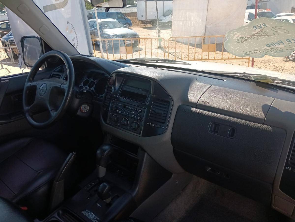 mitsubishi-pajero-2000-diesel-3200cc