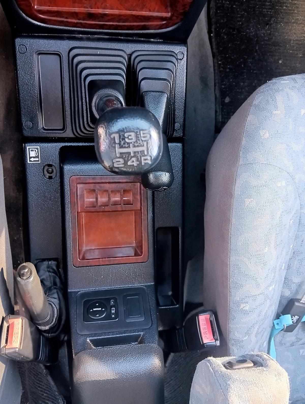 hyundai-galloper-1998-diesel-2500cc
