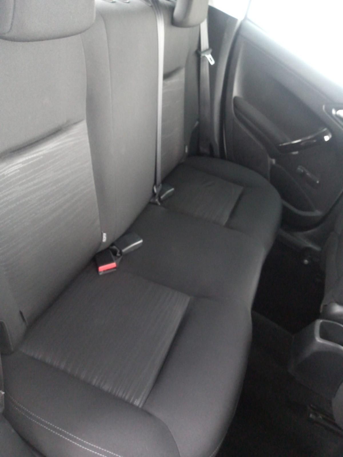peugeot-208-2013-diesel-1398cc