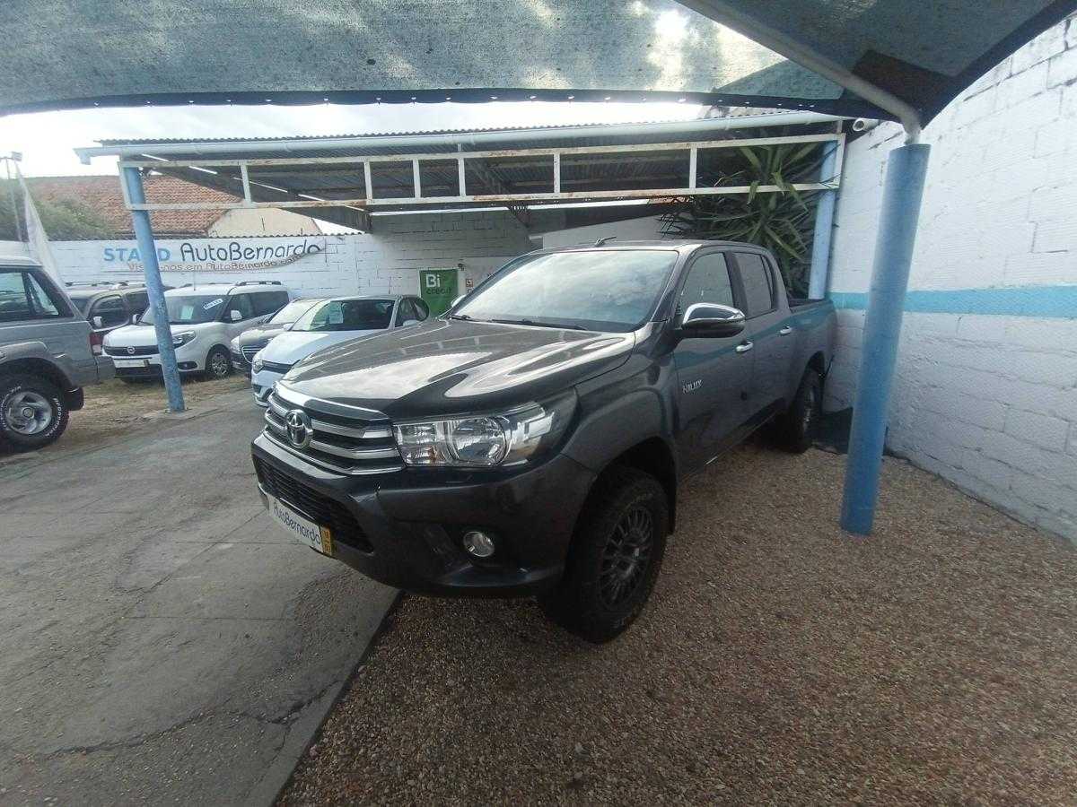toyota-hilux-2018-diesel-2393cc