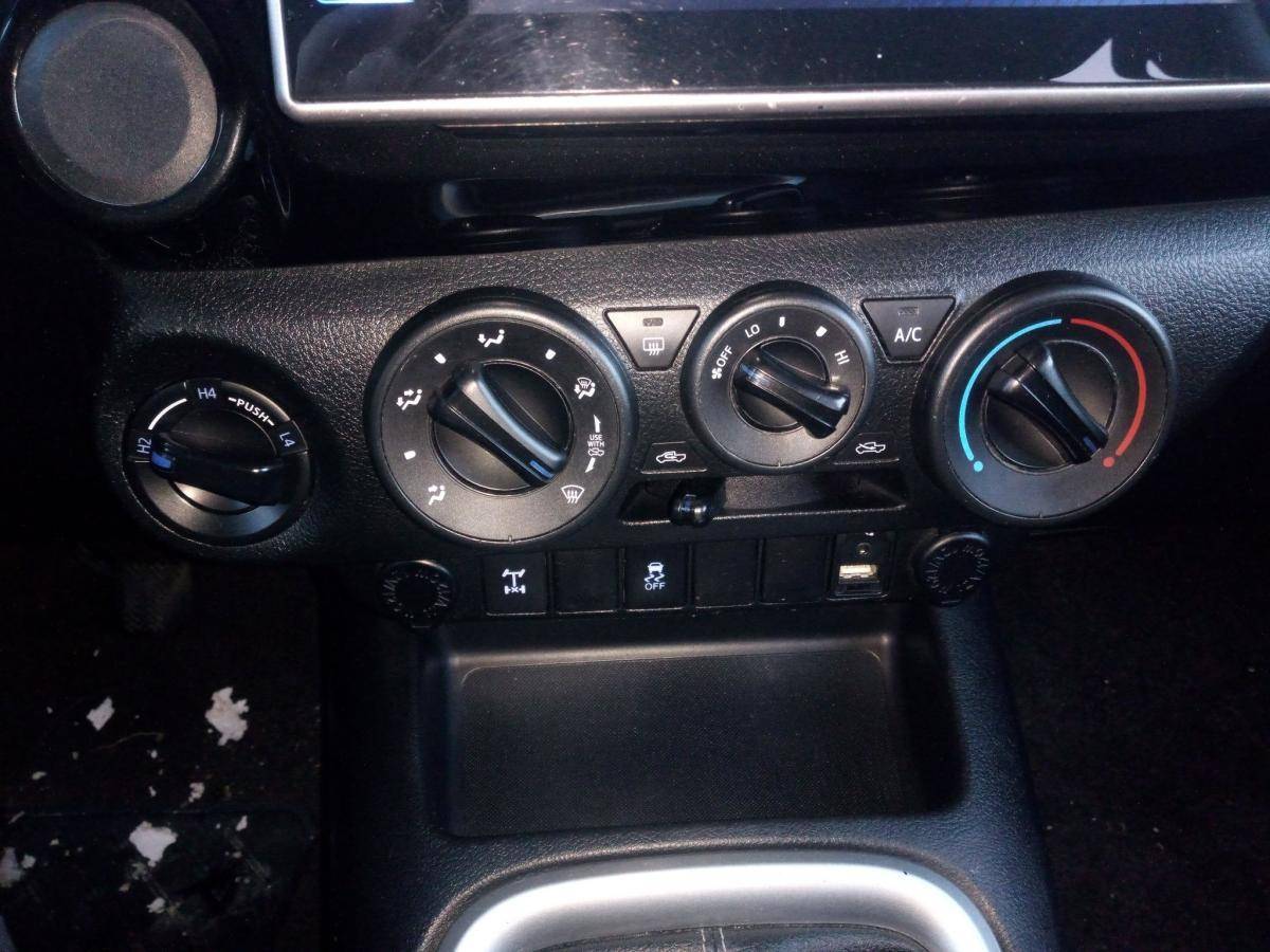 toyota-hilux-2018-diesel-2393cc