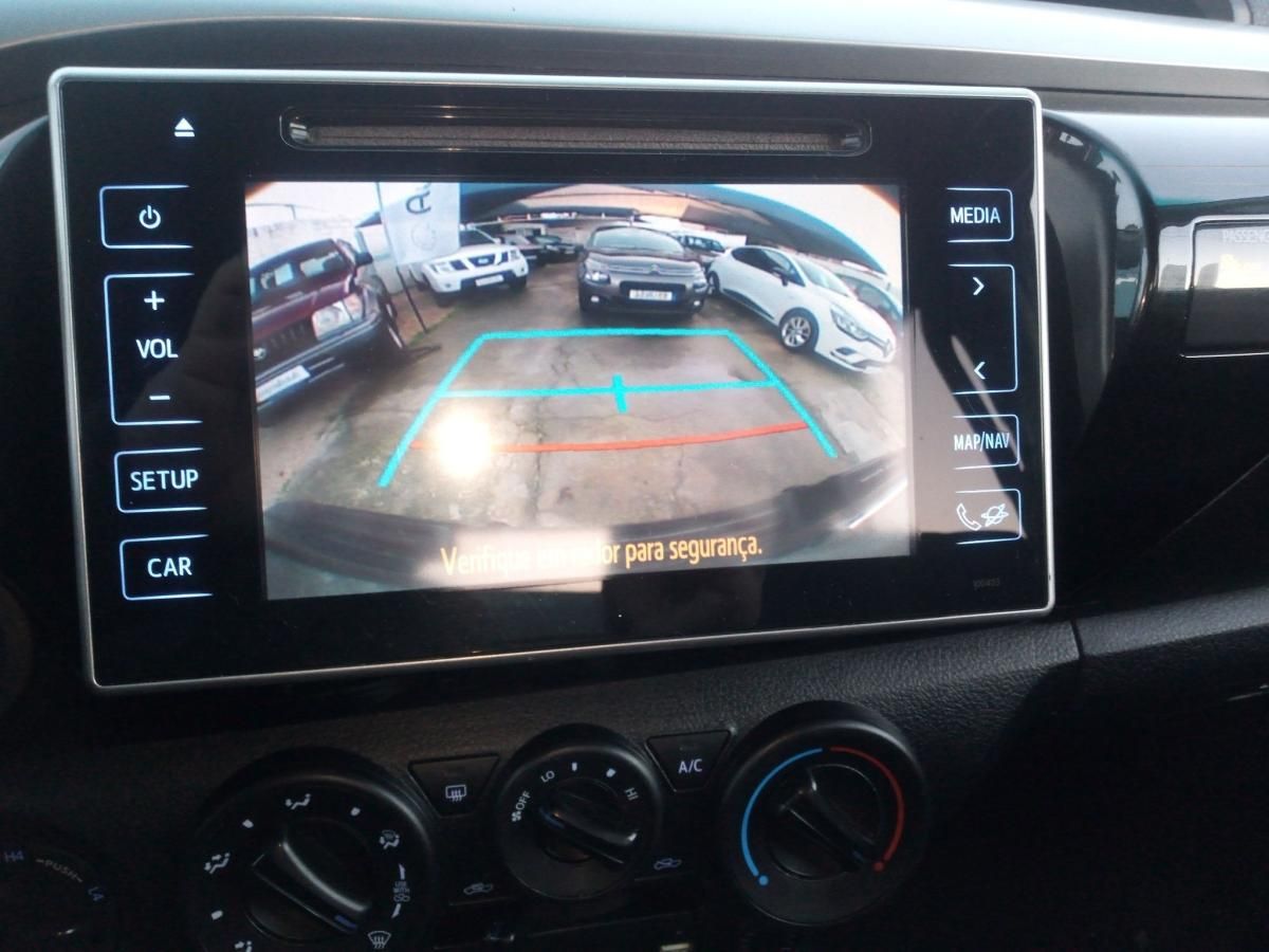 toyota-hilux-2018-diesel-2393cc