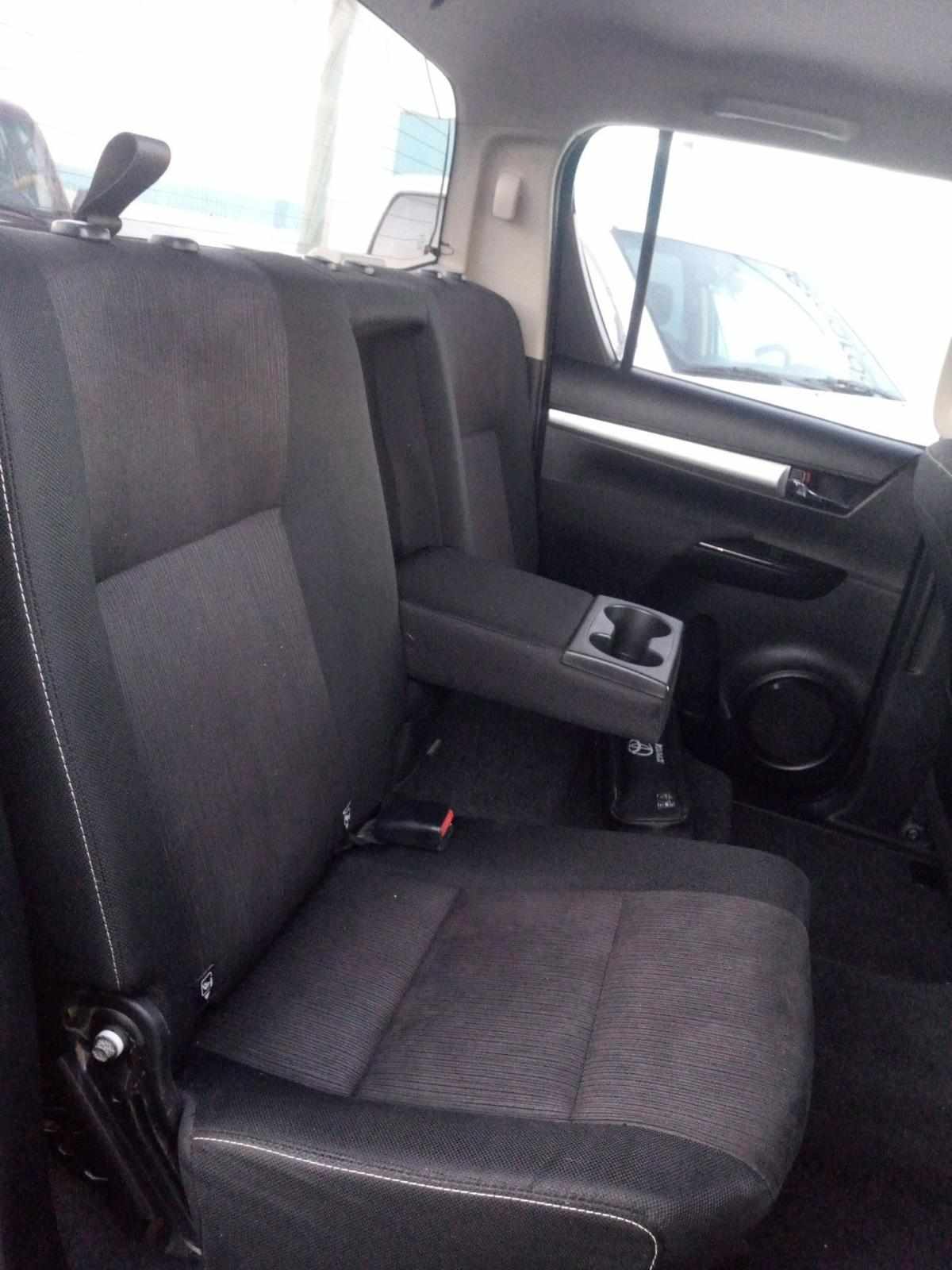 toyota-hilux-2018-diesel-2393cc