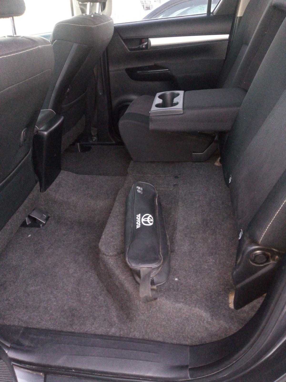 toyota-hilux-2018-diesel-2393cc