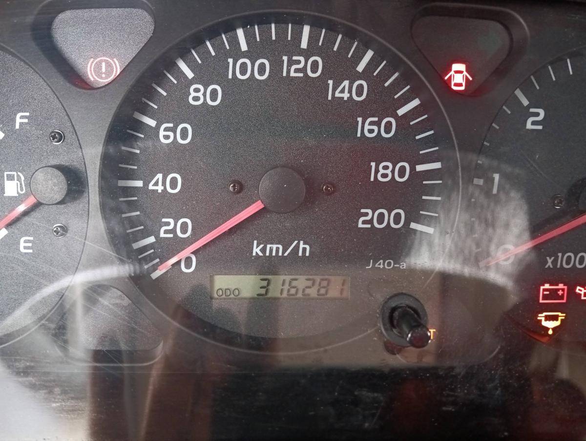 toyota-land-cruiser-2001-diesel-2982cc