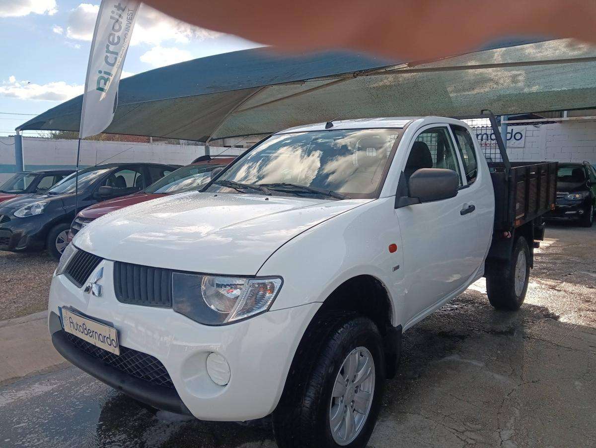 mitsubishi-l200-2010-diesel-2477cc