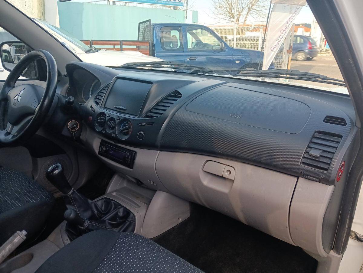 mitsubishi-l200-2010-diesel-2477cc
