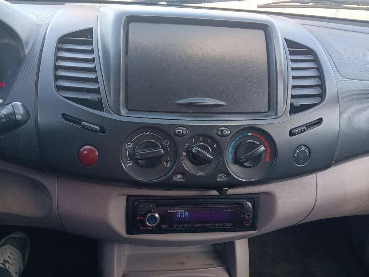 mitsubishi-l200-2010-diesel-2477cc