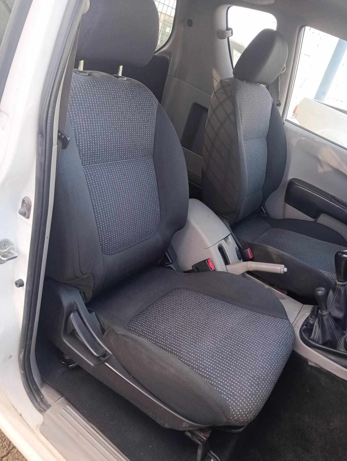 mitsubishi-l200-2010-diesel-2477cc