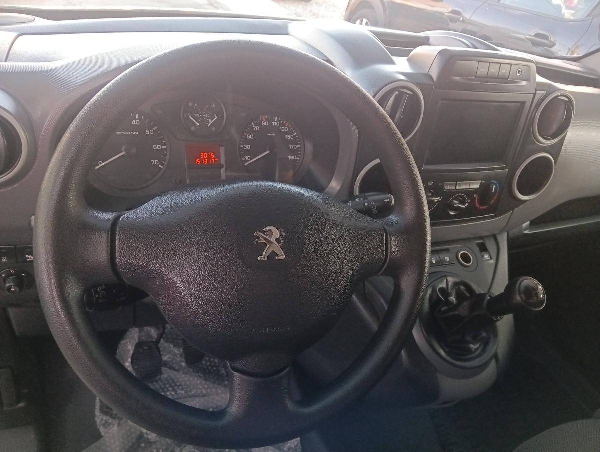 peugeot-partner-2018-diesel-1560cc