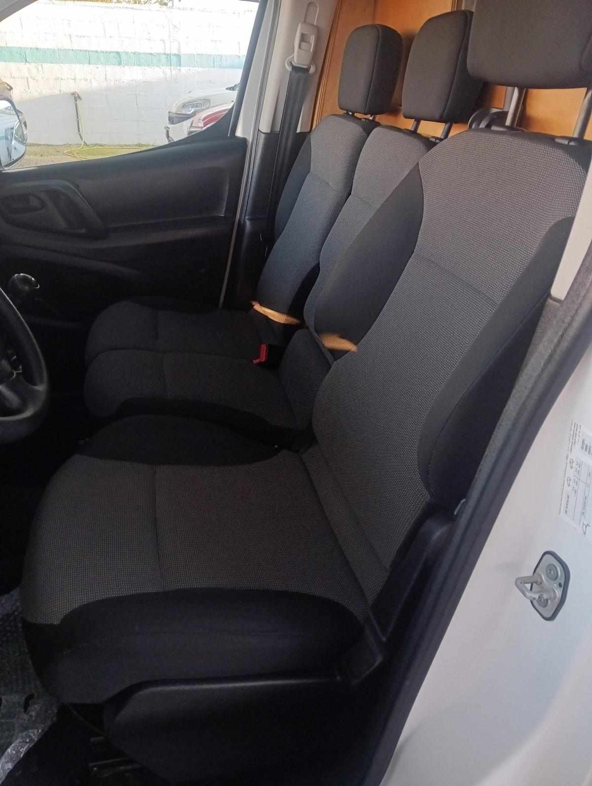 peugeot-partner-2018-diesel-1560cc