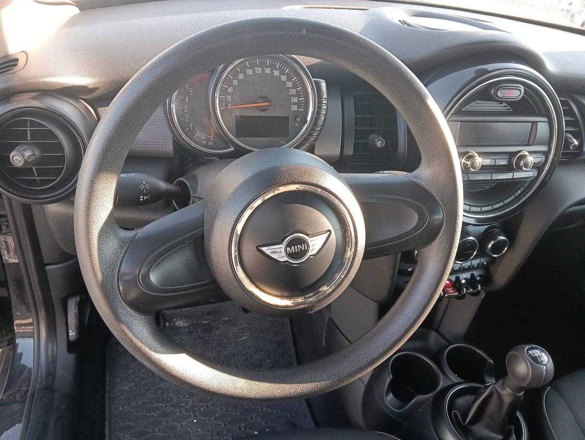 mini-cooper-2015-diesel-1598cc
