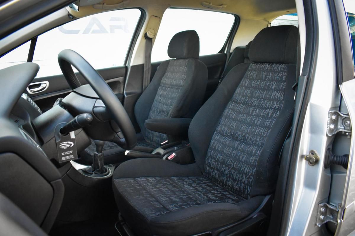 peugeot-307-2005-diesel-1560cc