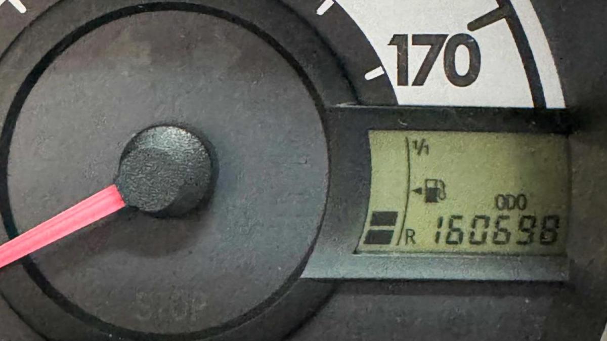 peugeot-107-2011-gasolina-998cc