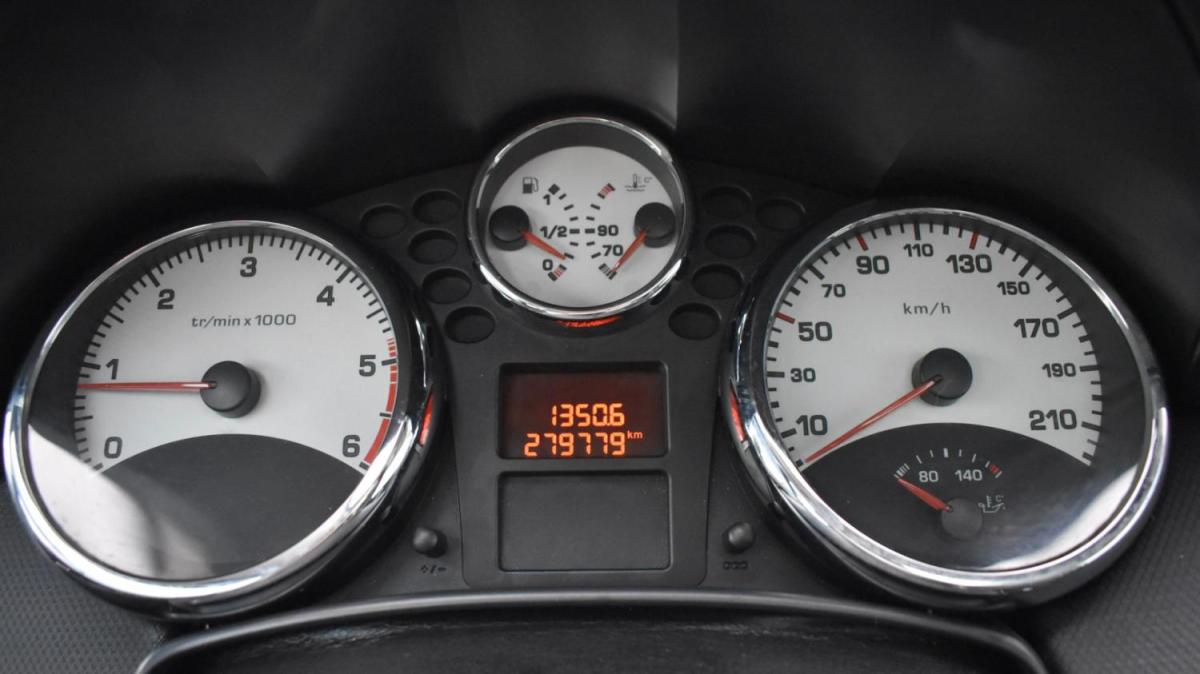 peugeot-207-2007-diesel-1560cc