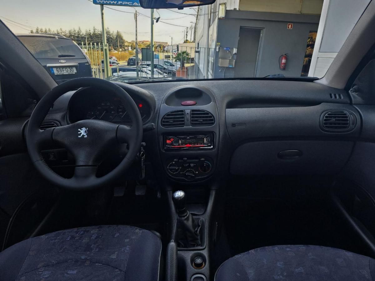 peugeot-206-2000-gasolina-1124cc