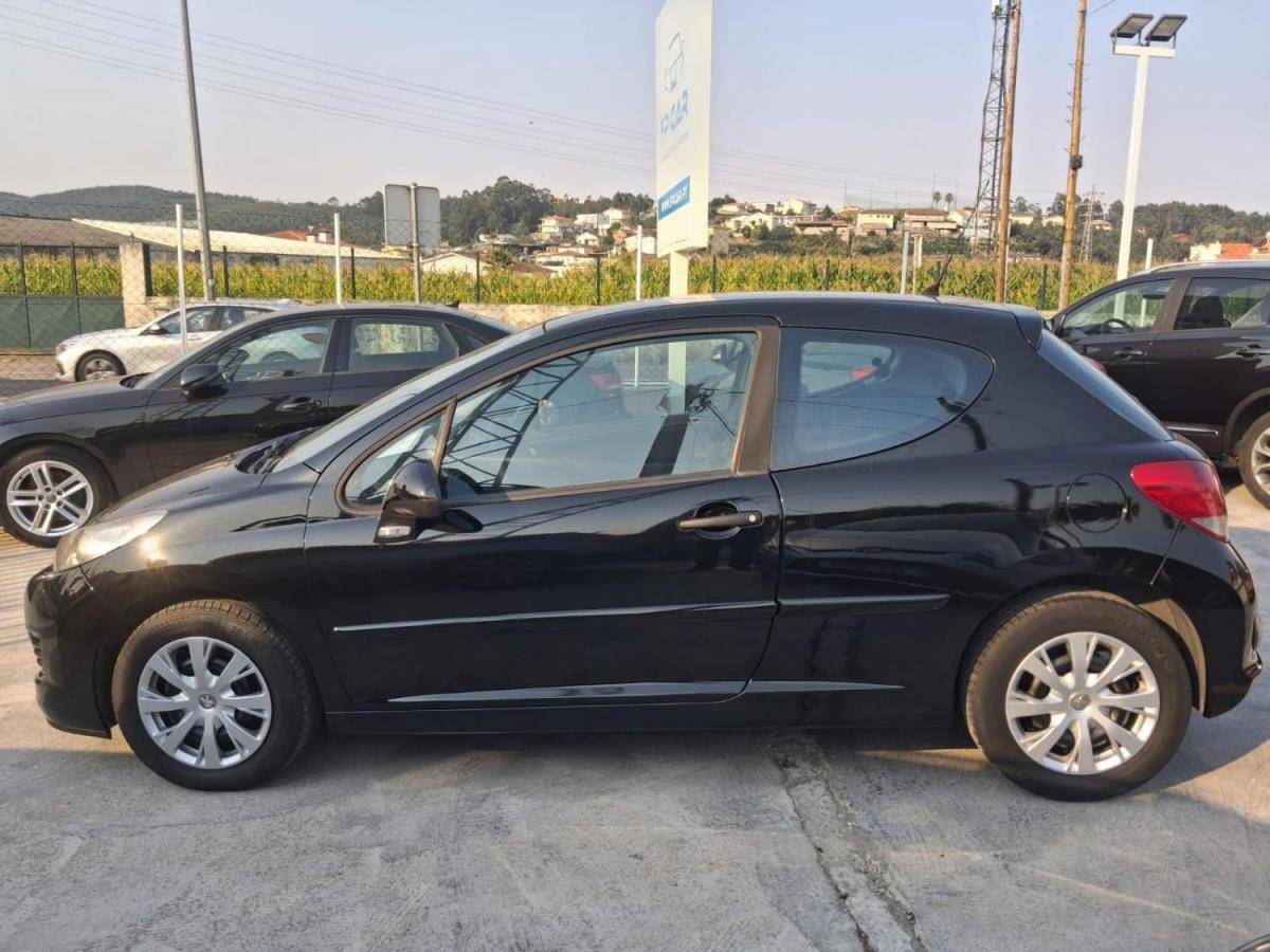 peugeot-207-cc-2011-diesel-1398cc