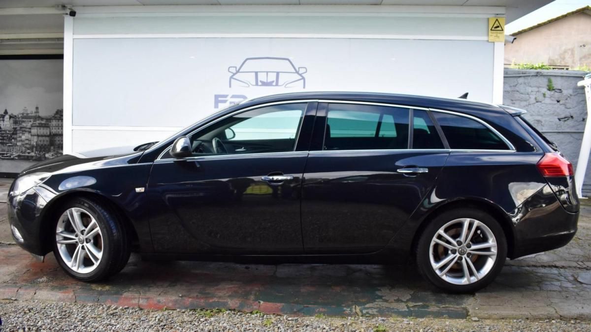 opel-insignia-sports-tourer-2011-diesel-1956cc