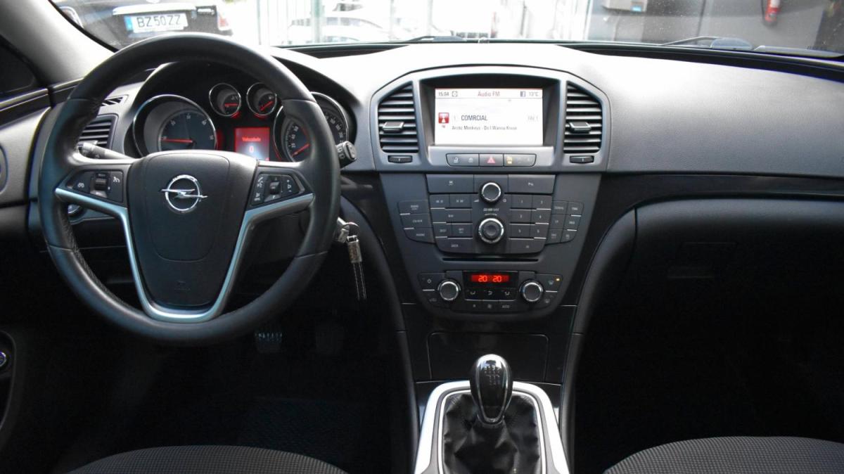 opel-insignia-sports-tourer-2011-diesel-1956cc