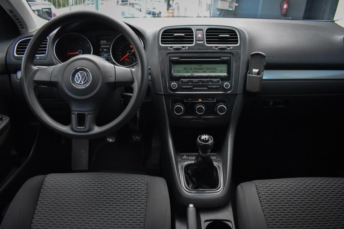volkswagen-golf-variant-2010-diesel-1598cc