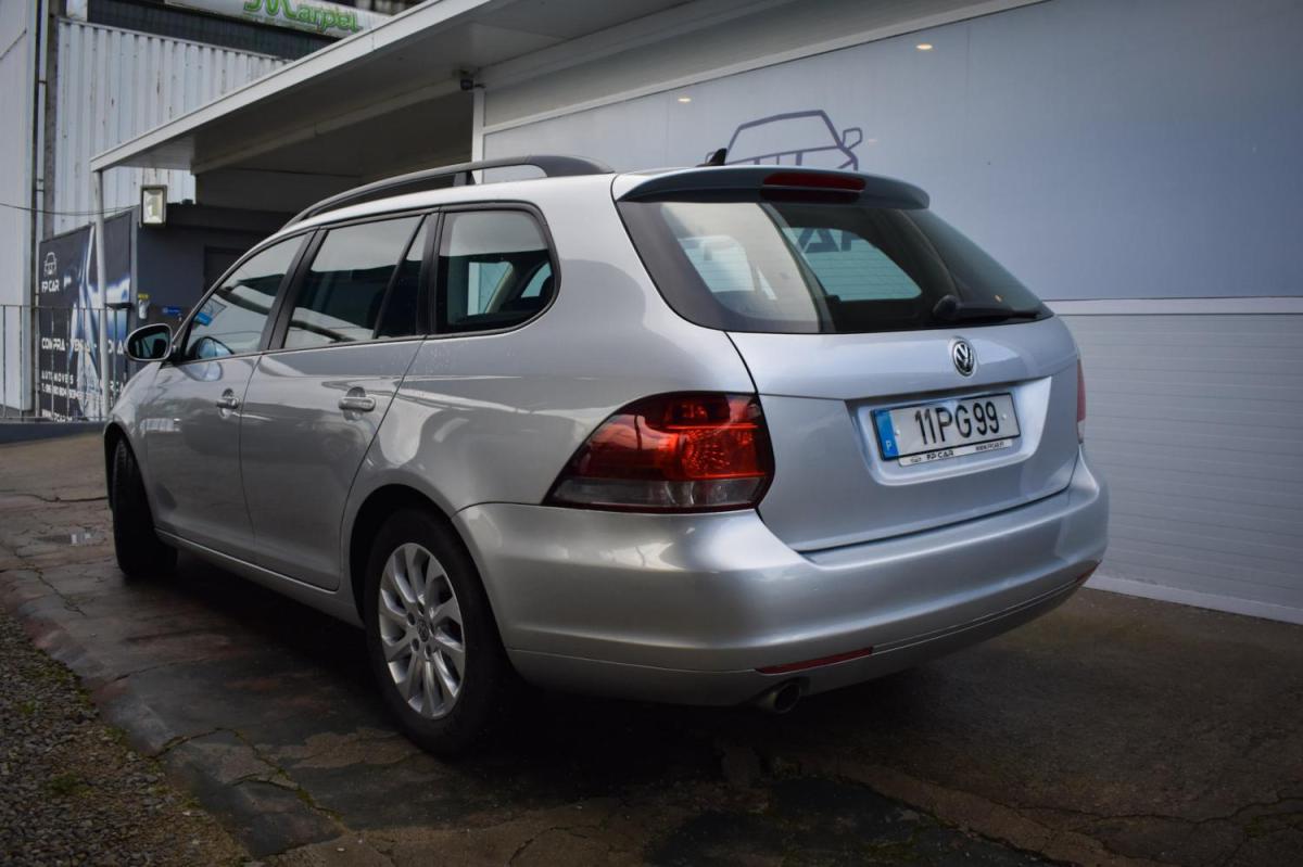 volkswagen-golf-variant-2010-diesel-1598cc