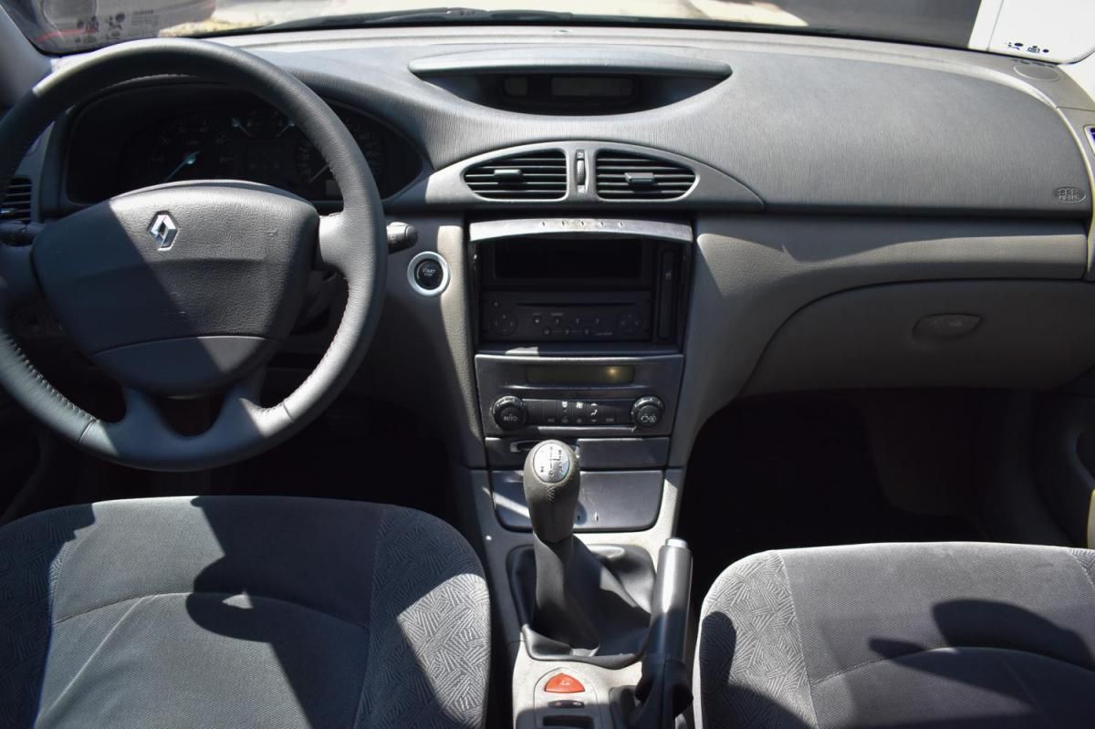 renault-laguna-2002-gasolina-1598cc