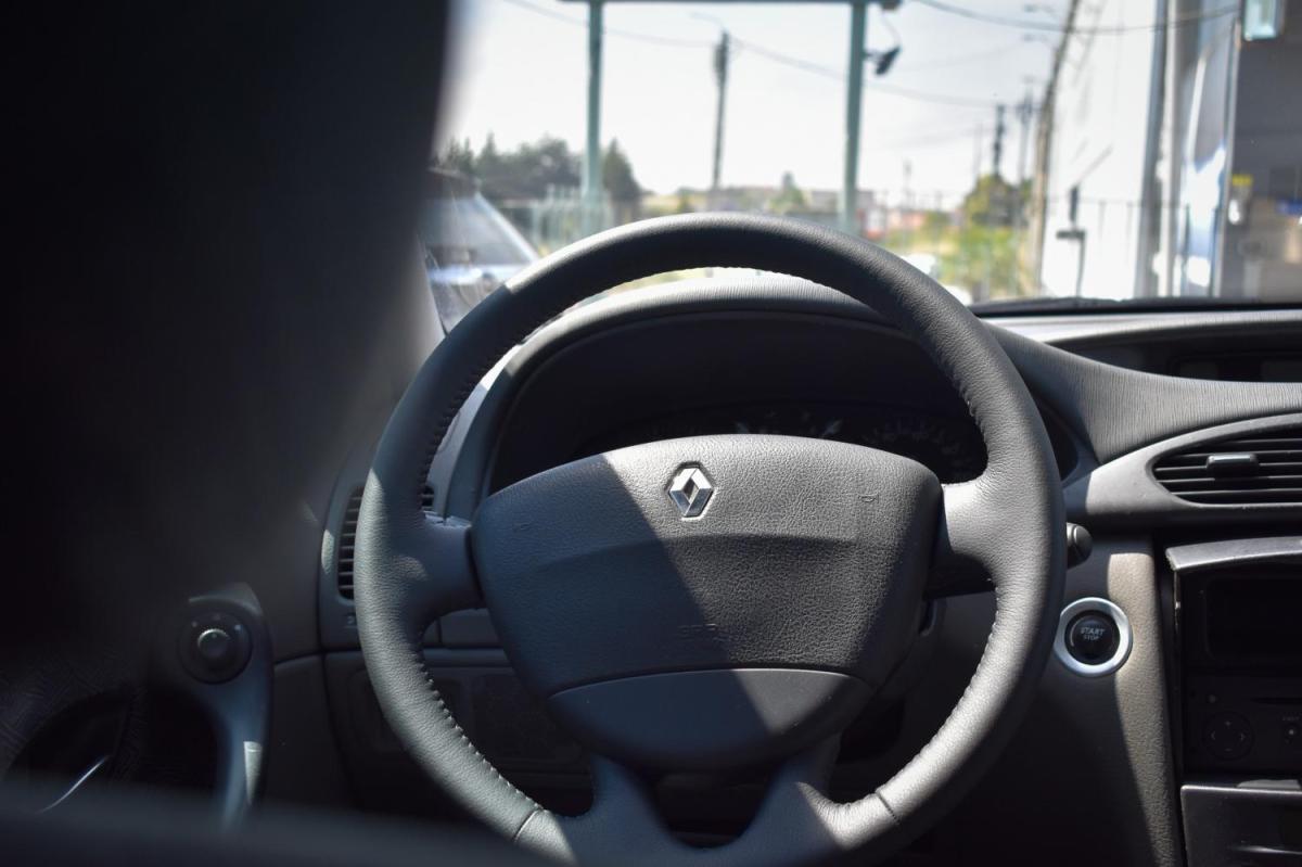 renault-laguna-2002-gasolina-1598cc
