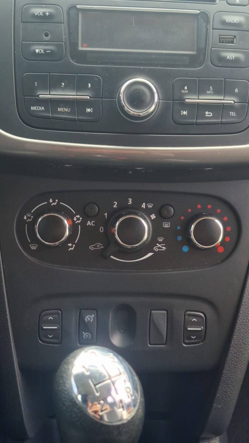 dacia-sandero-1-5-dci-2014-diesel-1461cc