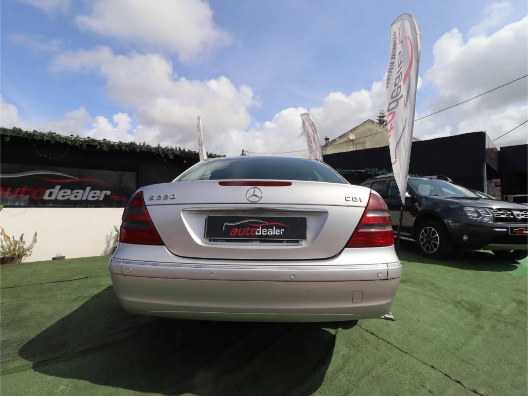mercedes-benz-classe-e-e-220-cdi-2003-diesel-2148cc