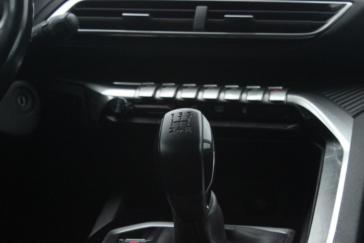 peugeot-3008-1-6-bluehdi-2018-diesel-1560cc