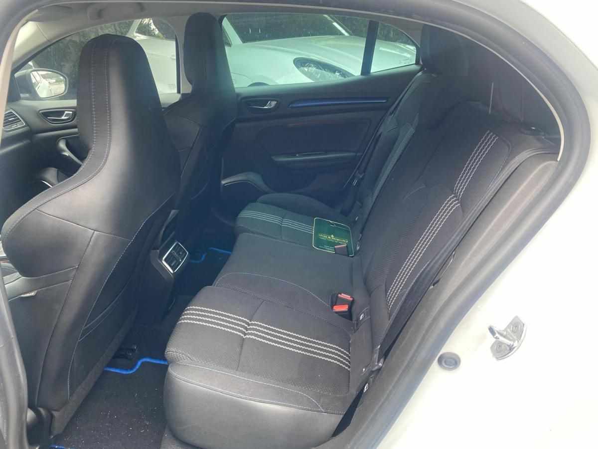renault-megane-2017-diesel-1598cc