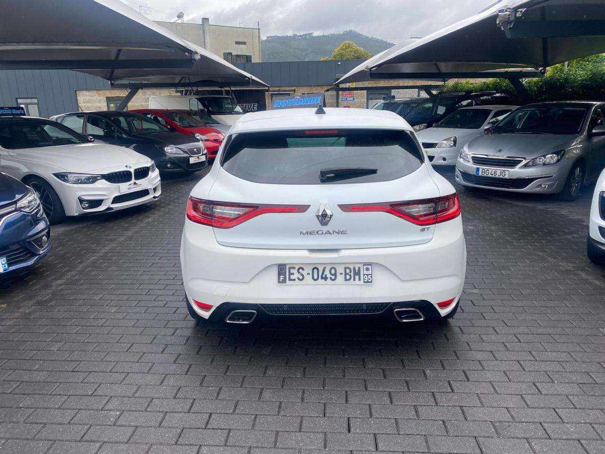 renault-megane-2017-diesel-1598cc