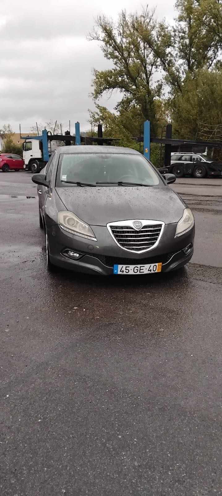 lancia-delta-2008-diesel-1598cc