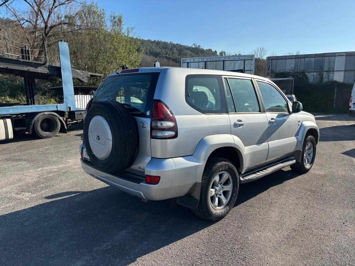 toyota-land-cruiser-2006-diesel-2982cc