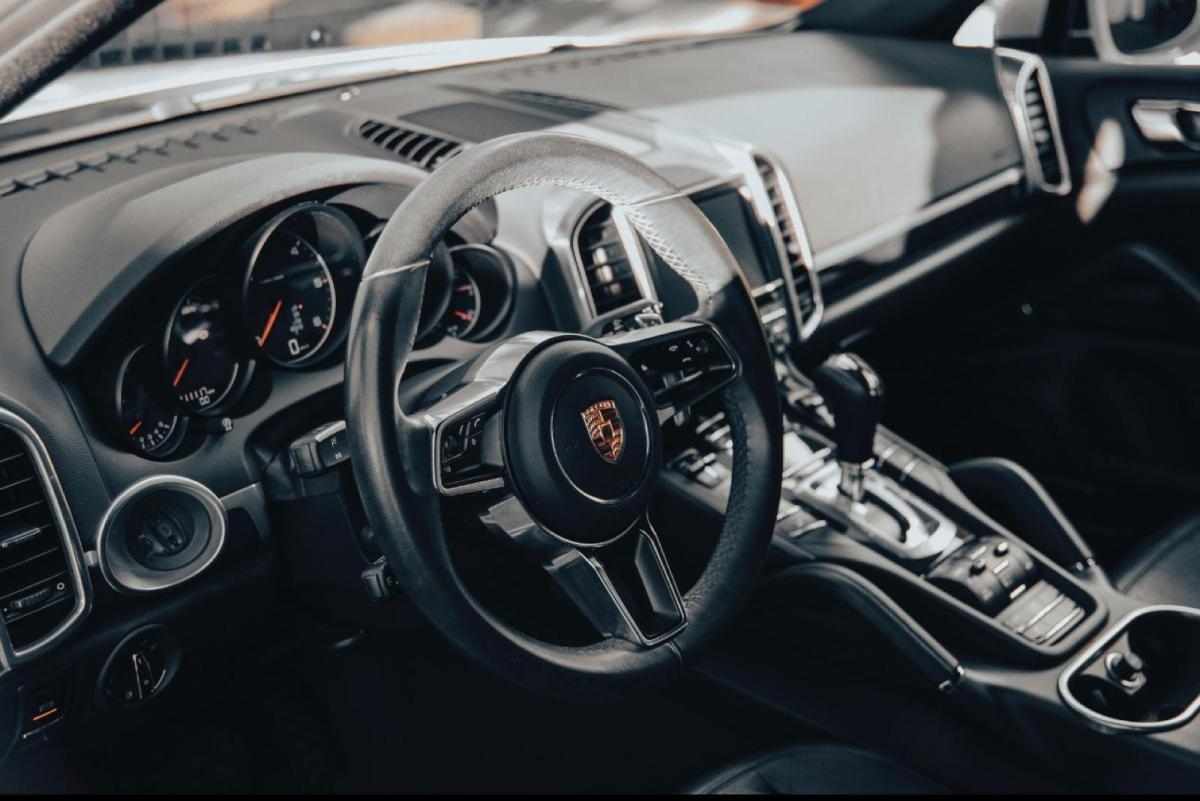 porsche-cayenne-2015-diesel-3000cc