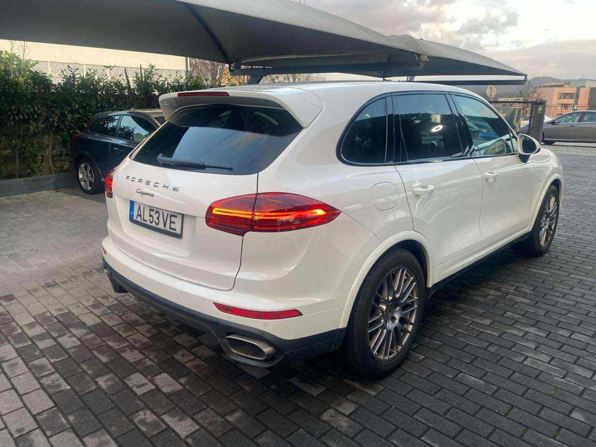 porsche-cayenne-2015-diesel-3000cc