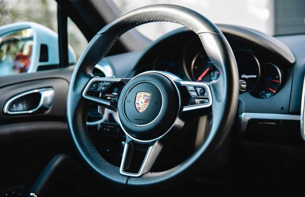 porsche-cayenne-2015-diesel-3000cc
