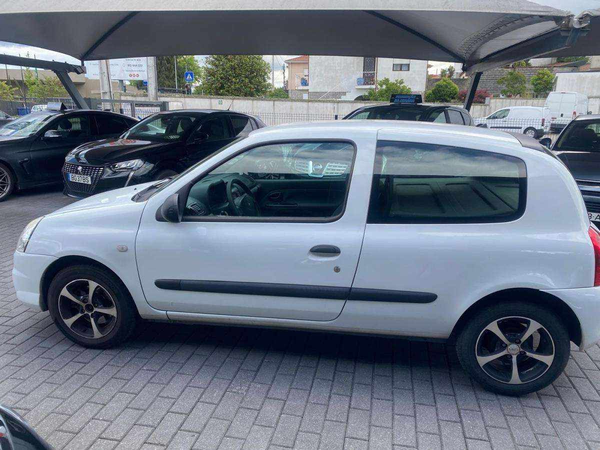renault-clio-2010-diesel-1461cc
