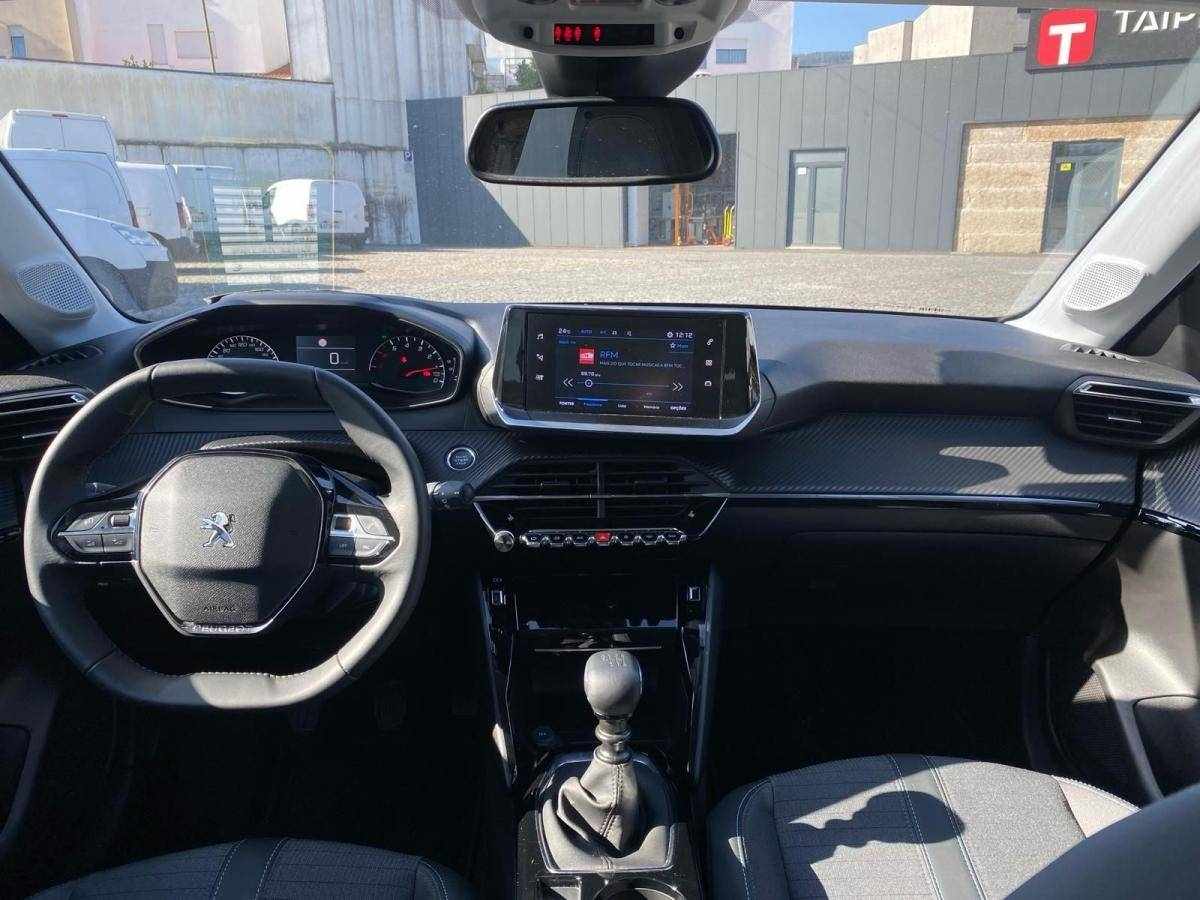 peugeot-208-2022-gasolina-1199cc