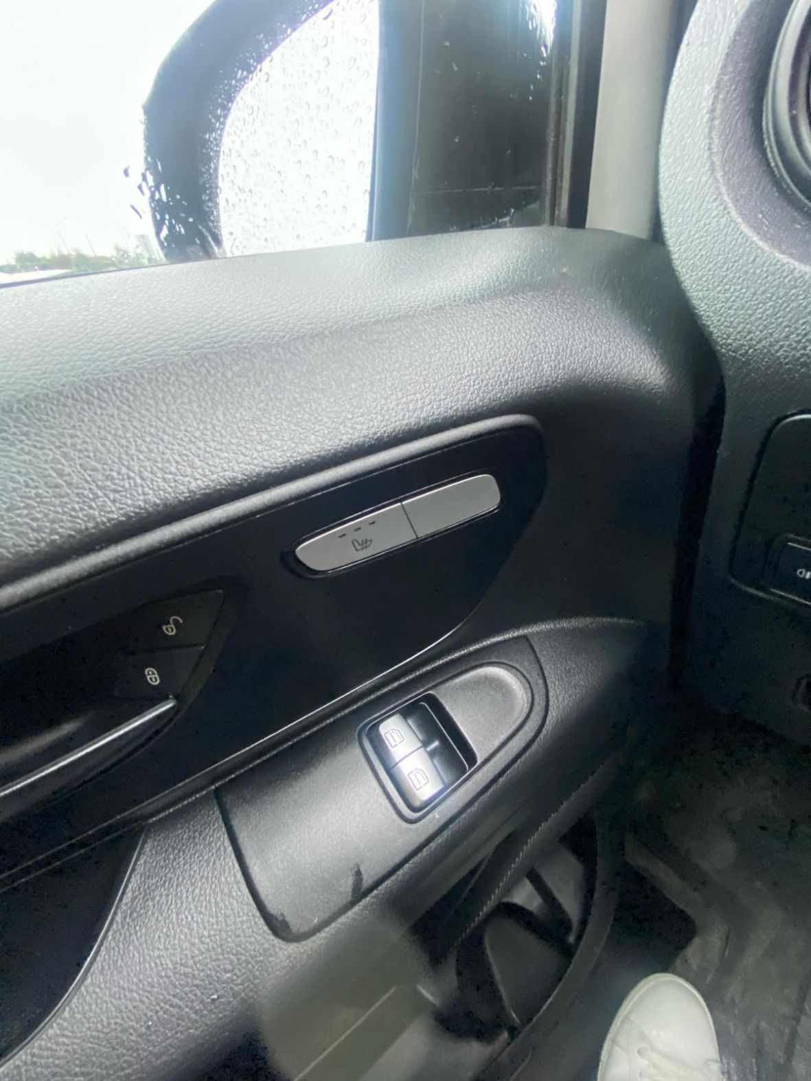 mercedes-benz-vito-2015-diesel-1598cc
