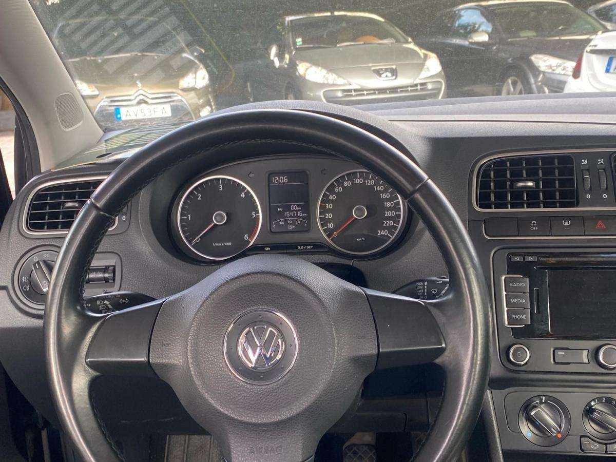 volkswagen-polo-2011-diesel-1199cc