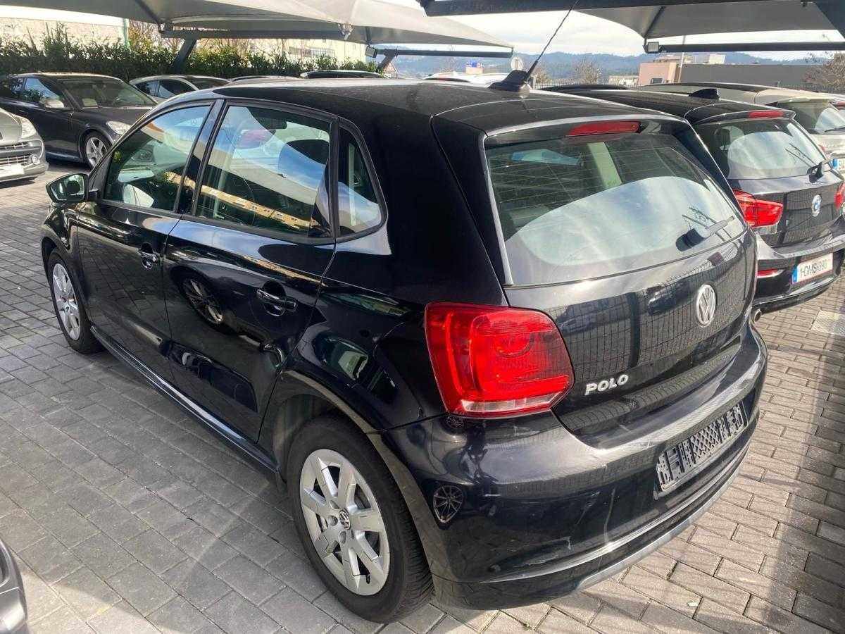 volkswagen-polo-2011-diesel-1199cc