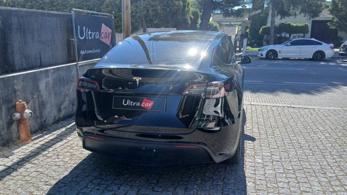 tesla-model-y-2023-eletrico-0cc