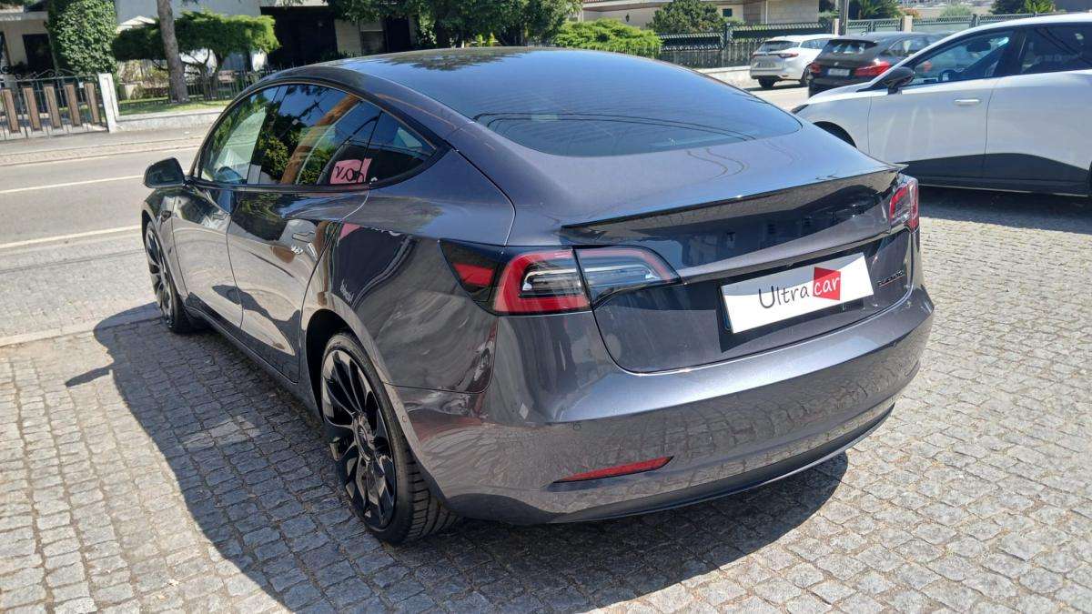 tesla-model-3-2022-eletrico-0cc