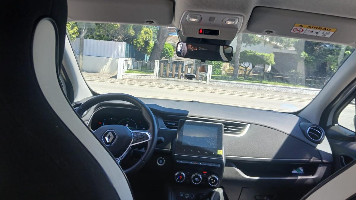 renault-zoe-2022-eletrico-0cc