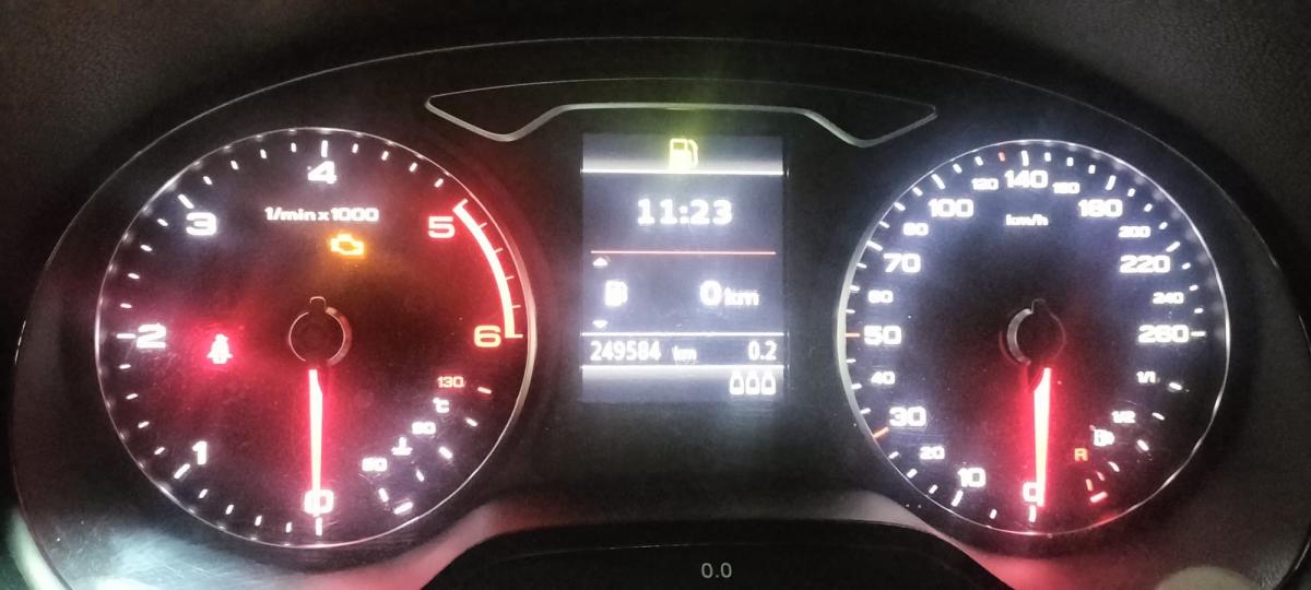 audi-a3-limousine-2014-diesel-1598cc