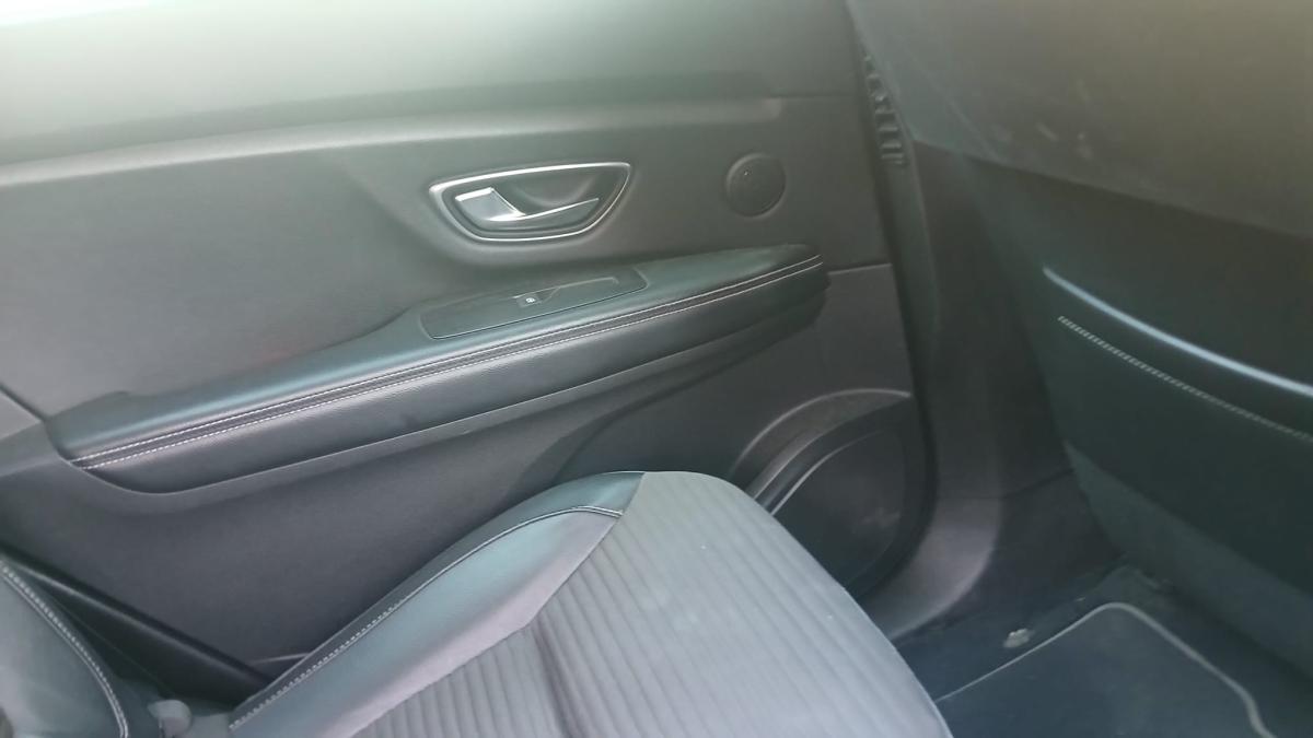 renault-grand-scenic-2018-diesel-1598cc